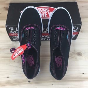 Vans Authentic Lo Pro Black with Leopard Laces NEW